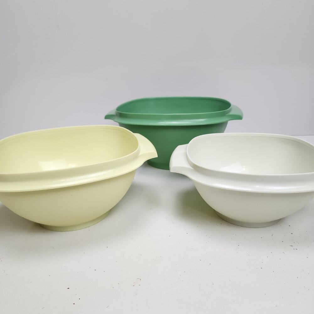 Tupperware Green 8c Yellow 5.25c & White 3.5c Square Leftovers Serving Bowls